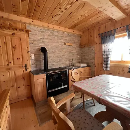 Kilge Alm Dağ evi Großkirchheim