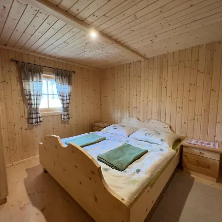 Kilge Alm Dağ evi Großkirchheim